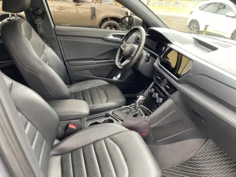 VOLKSWAGEN Taos 1.4 16V 4P FLEX 250 TSI HIGHLINE AUTOM�TICO, Foto 16