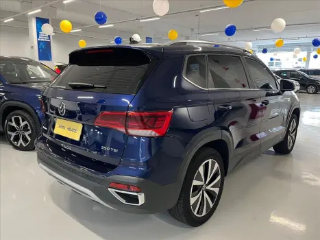 VOLKSWAGEN Taos 1.4 16V 4P FLEX 250 TSI HIGHLINE AUTOM�TICO, Foto 6