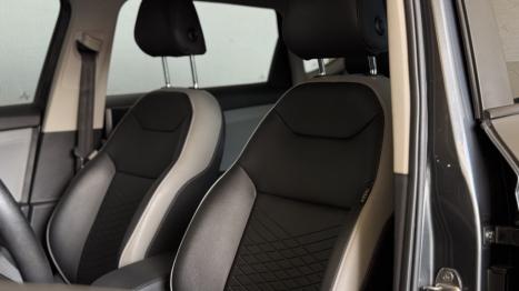 VOLKSWAGEN Taos 1.4 16V 4P FLEX 250 TSI COMFORTLINE AUTOM�TICO, Foto 8