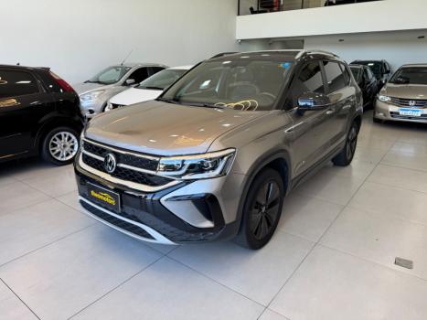 VOLKSWAGEN Taos 1.4 16V 4P FLEX 250 TSI HIGHLINE AUTOM�TICO, Foto 3
