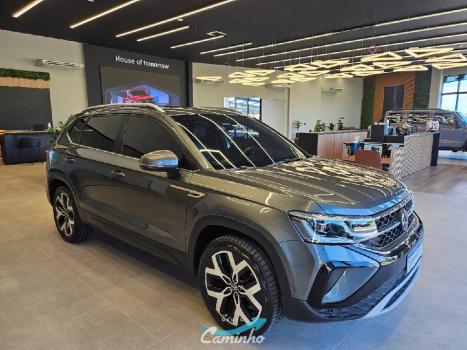 VOLKSWAGEN Taos 1.4 16V 4P FLEX 250 TSI HIGHLINE AUTOM�TICO, Foto 3