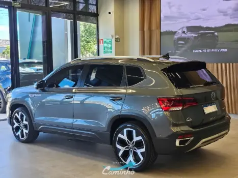 VOLKSWAGEN Taos 1.4 16V 4P FLEX 250 TSI HIGHLINE AUTOM�TICO, Foto 7