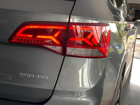 VOLKSWAGEN Taos 1.4 16V 4P FLEX 250 TSI HIGHLINE AUTOM�TICO, Foto 8