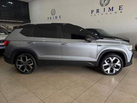 VOLKSWAGEN Taos 1.4 16V 4P FLEX 250 TSI HIGHLINE AUTOM�TICO, Foto 3