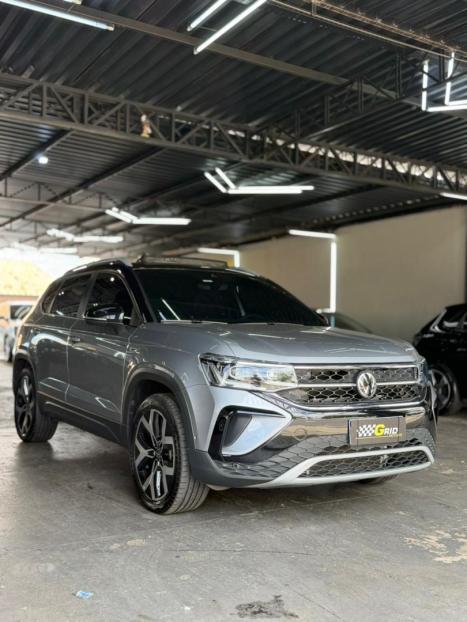 VOLKSWAGEN Taos 1.4 16V 4P FLEX 250 TSI HIGHLINE AUTOM�TICO, Foto 14