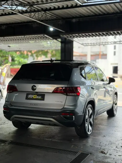 VOLKSWAGEN Taos 1.4 16V 4P FLEX 250 TSI HIGHLINE AUTOM�TICO, Foto 17