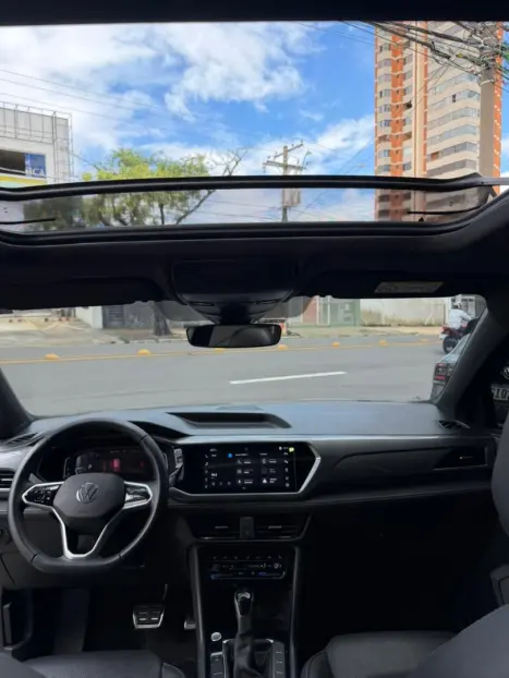 VOLKSWAGEN Taos 1.4 16V 4P FLEX 250 TSI HIGHLINE AUTOM�TICO, Foto 18