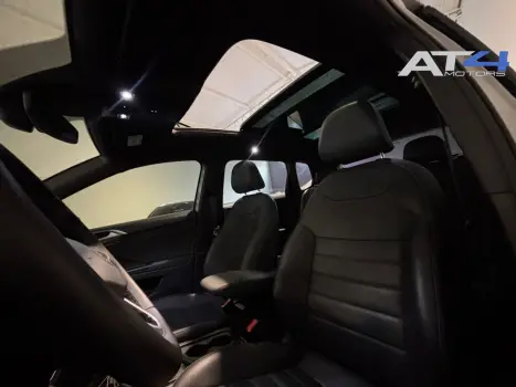 VOLKSWAGEN Taos 1.4 16V 4P FLEX 250 TSI HIGHLINE AUTOM�TICO, Foto 13