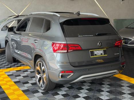 VOLKSWAGEN Taos 1.4 16V 4P FLEX 250 TSI HIGHLINE AUTOM�TICO, Foto 10