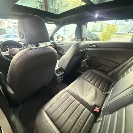 VOLKSWAGEN Taos 1.4 16V 4P FLEX 250 TSI HIGHLINE AUTOM�TICO, Foto 10