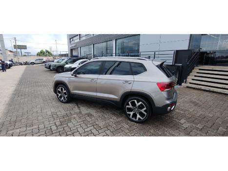 VOLKSWAGEN Taos 1.4 16V 4P FLEX 250 TSI HIGHLINE AUTOM�TICO, Foto 8
