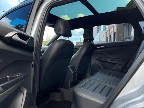 VOLKSWAGEN Taos 1.4 16V 4P FLEX 250 TSI COMFORTLINE AUTOM�TICO, Foto 6