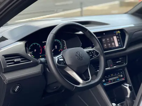 VOLKSWAGEN Taos 1.4 16V 4P FLEX 250 TSI COMFORTLINE AUTOM�TICO, Foto 9