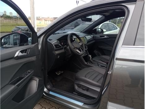 VOLKSWAGEN Taos 1.4 16V 4P FLEX 250 TSI HIGHLINE AUTOM�TICO, Foto 13
