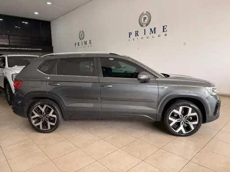 VOLKSWAGEN Taos 1.4 16V 4P FLEX 250 TSI HIGHLINE AUTOM�TICO, Foto 3