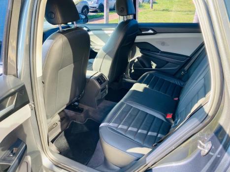 VOLKSWAGEN Taos 1.4 16V 4P FLEX 250 TSI COMFORTLINE AUTOM�TICO, Foto 13