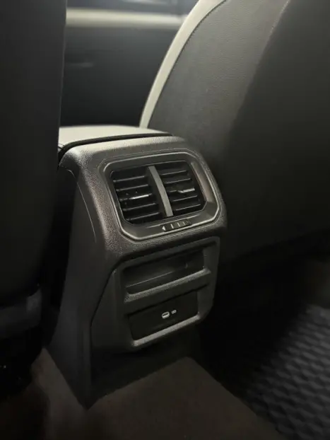 VOLKSWAGEN Taos 1.4 16V 4P FLEX 250 TSI COMFORTLINE AUTOM�TICO, Foto 13