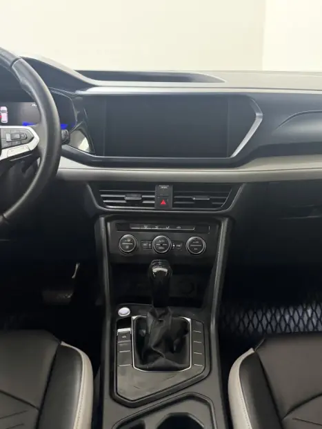 VOLKSWAGEN Taos 1.4 16V 4P FLEX 250 TSI COMFORTLINE AUTOM�TICO, Foto 14