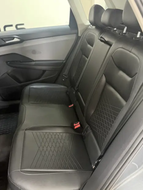 VOLKSWAGEN Taos 1.4 16V 4P FLEX 250 TSI COMFORTLINE AUTOM�TICO, Foto 15