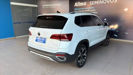 VOLKSWAGEN Taos 1.4 16V 4P FLEX 250 TSI HIGHLINE AUTOM�TICO, Foto 5