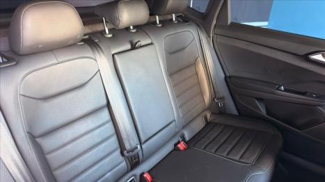 VOLKSWAGEN Taos 1.4 16V 4P FLEX 250 TSI HIGHLINE AUTOM�TICO, Foto 14