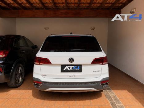 VOLKSWAGEN Taos 1.4 16V 4P FLEX 250 TSI HIGHLINE AUTOM�TICO, Foto 4