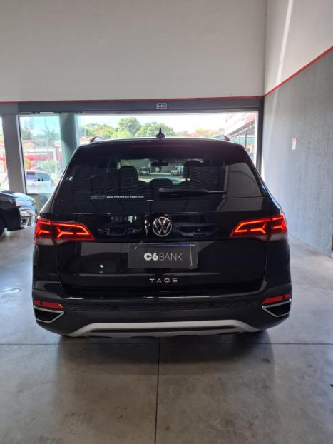 VOLKSWAGEN Taos 1.4 16V 4P FLEX 250 TSI COMFORTLINE AUTOM�TICO, Foto 9