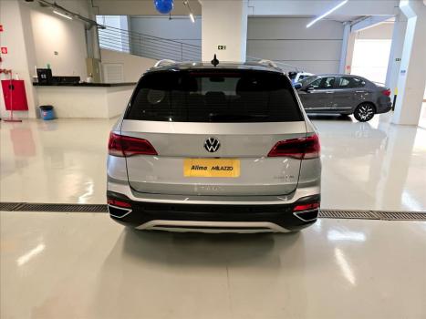 VOLKSWAGEN Taos 1.4 16V 4P FLEX 250 TSI HIGHLINE AUTOM�TICO, Foto 5