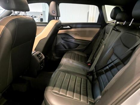 VOLKSWAGEN Taos 1.4 16V 4P FLEX 250 TSI HIGHLINE AUTOM�TICO, Foto 13
