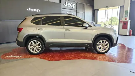 VOLKSWAGEN Taos 1.4 16V 4P FLEX 250 TSI COMFORTLINE AUTOM�TICO, Foto 10