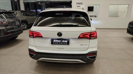 VOLKSWAGEN Taos 1.4 16V 4P FLEX 250 TSI COMFORTLINE AUTOM�TICO, Foto 4