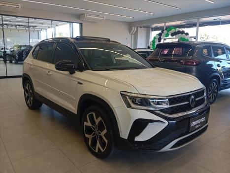 VOLKSWAGEN Taos 1.4 16V 4P FLEX 250 TSI HIGHLINE AUTOM�TICO, Foto 2