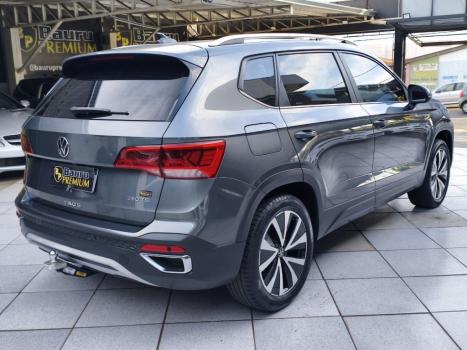 VOLKSWAGEN Taos 1.4 16V 4P FLEX 250 TSI HIGHLINE AUTOM�TICO, Foto 4