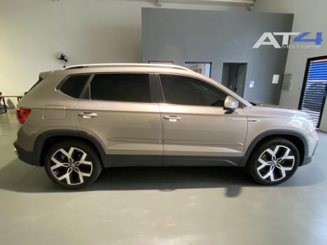 VOLKSWAGEN Taos 1.4 16V 4P FLEX 250 TSI HIGHLINE AUTOM�TICO, Foto 3