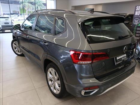 VOLKSWAGEN Taos 1.4 16V 4P FLEX 250 TSI COMFORTLINE AUTOM�TICO, Foto 10
