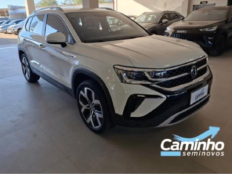 VOLKSWAGEN Taos 1.4 16V 4P FLEX 250 TSI HIGHLINE AUTOM�TICO, Foto 3