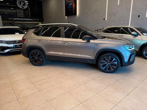 VOLKSWAGEN Taos 1.4 16V 4P FLEX 250 TSI HIGHLINE AUTOM�TICO, Foto 3