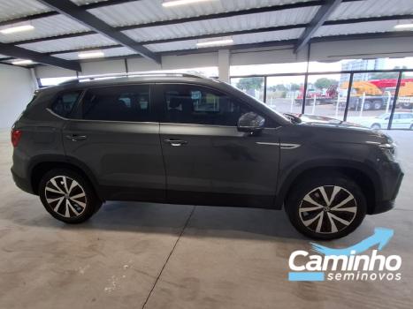 VOLKSWAGEN Taos 1.4 16V 4P FLEX 250 TSI HIGHLINE AUTOM�TICO, Foto 4