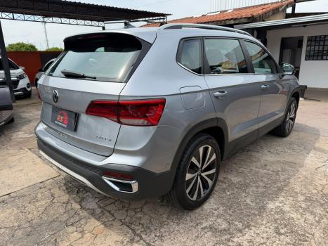 VOLKSWAGEN Taos 1.4 16V 4P FLEX 250 TSI HIGHLINE AUTOMÁTICO, Foto 4