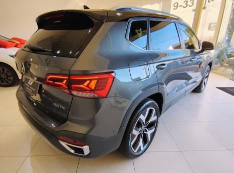 VOLKSWAGEN Taos 1.4 16V 4P FLEX 250 TSI HIGHLINE AUTOMÁTICO, Foto 13