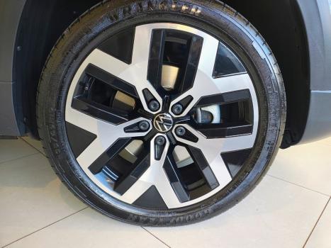 VOLKSWAGEN Taos 1.4 16V 4P FLEX 250 TSI HIGHLINE AUTOMÁTICO, Foto 20