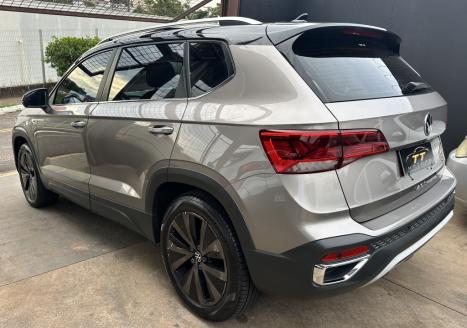 VOLKSWAGEN Taos 1.4 16V 4P FLEX 250 TSI HIGHLINE AUTOMÁTICO, Foto 3