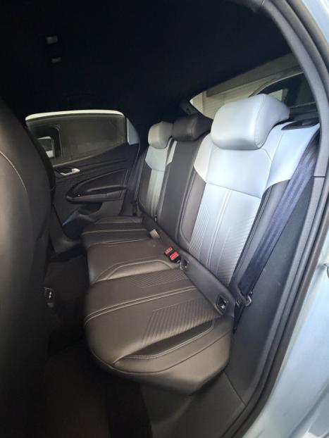 VOLKSWAGEN Tera 1.0 12V 4P 170 TSI HIGH AUTOM�TICO, Foto 14