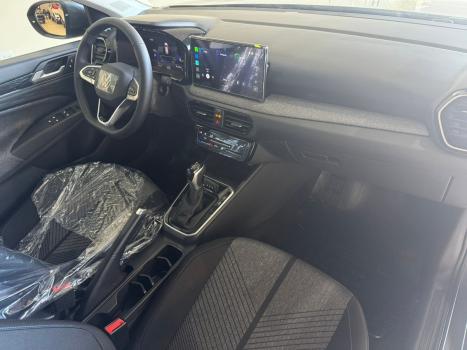 VOLKSWAGEN Tera 1.0 12V 4P 170 TSI, Foto 6