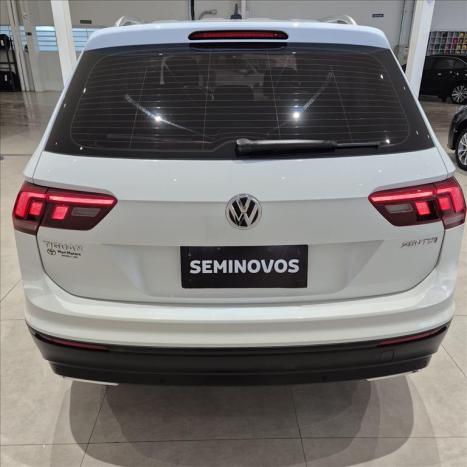 VOLKSWAGEN Tiguan 1.4 250 TSI TOTAL FLEX ALLSPACE COMFORTLINE TURBO AUTOMTICO TIPTRONIC, Foto 5