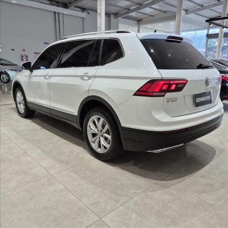 VOLKSWAGEN Tiguan 1.4 250 TSI TOTAL FLEX ALLSPACE COMFORTLINE TURBO AUTOMTICO TIPTRONIC, Foto 6