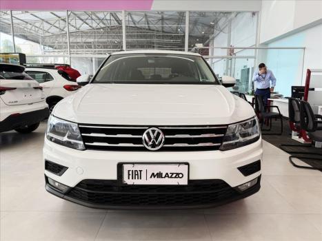 VOLKSWAGEN Tiguan 1.4 250 TSI TOTAL FLEX ALLSPACE TURBO AUTOMTICO TIPTRONIC, Foto 2
