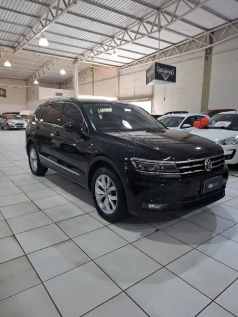VOLKSWAGEN Tiguan 1.4 250 TSI TOTAL FLEX ALLSPACE COMFORTLINE TURBO AUTOMTICO TIPTRONIC, Foto 9