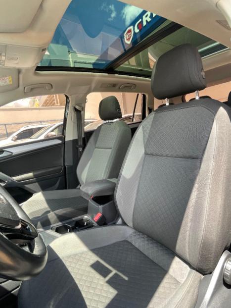 VOLKSWAGEN Tiguan 1.4 250 TSI TOTAL FLEX ALLSPACE TURBO AUTOM�TICO TIPTRONIC, Foto 9