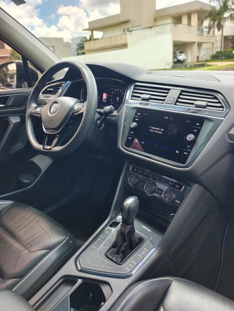 VOLKSWAGEN Tiguan 1.4 250 TSI TOTAL FLEX ALLSPACE COMFORTLINE TURBO AUTOM�TICO TIPTRONIC, Foto 8